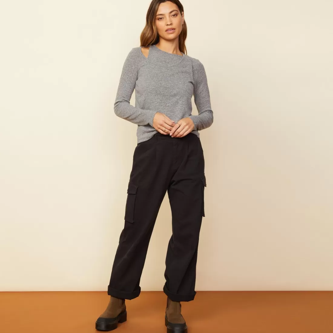 asymmetric_long_sleeve_top_2.webp MONROW Long Sleeve*Asymmetric Long Sleeve Top GRANITE