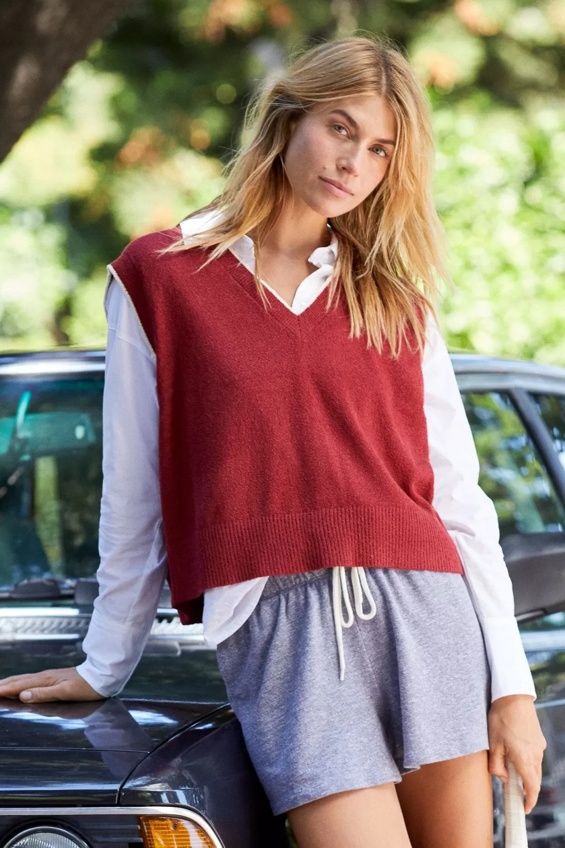 MONROW Travel Essentials | Sweaters*Boucle Knit V Neck Sweater Vest MAROON