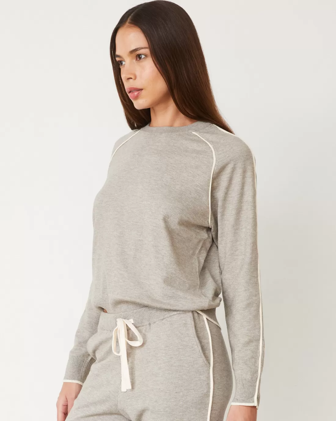 MONROW Soft Knit | Travel Essentials*Lightknit Sweater With Contrast Piping HEATHERGREY