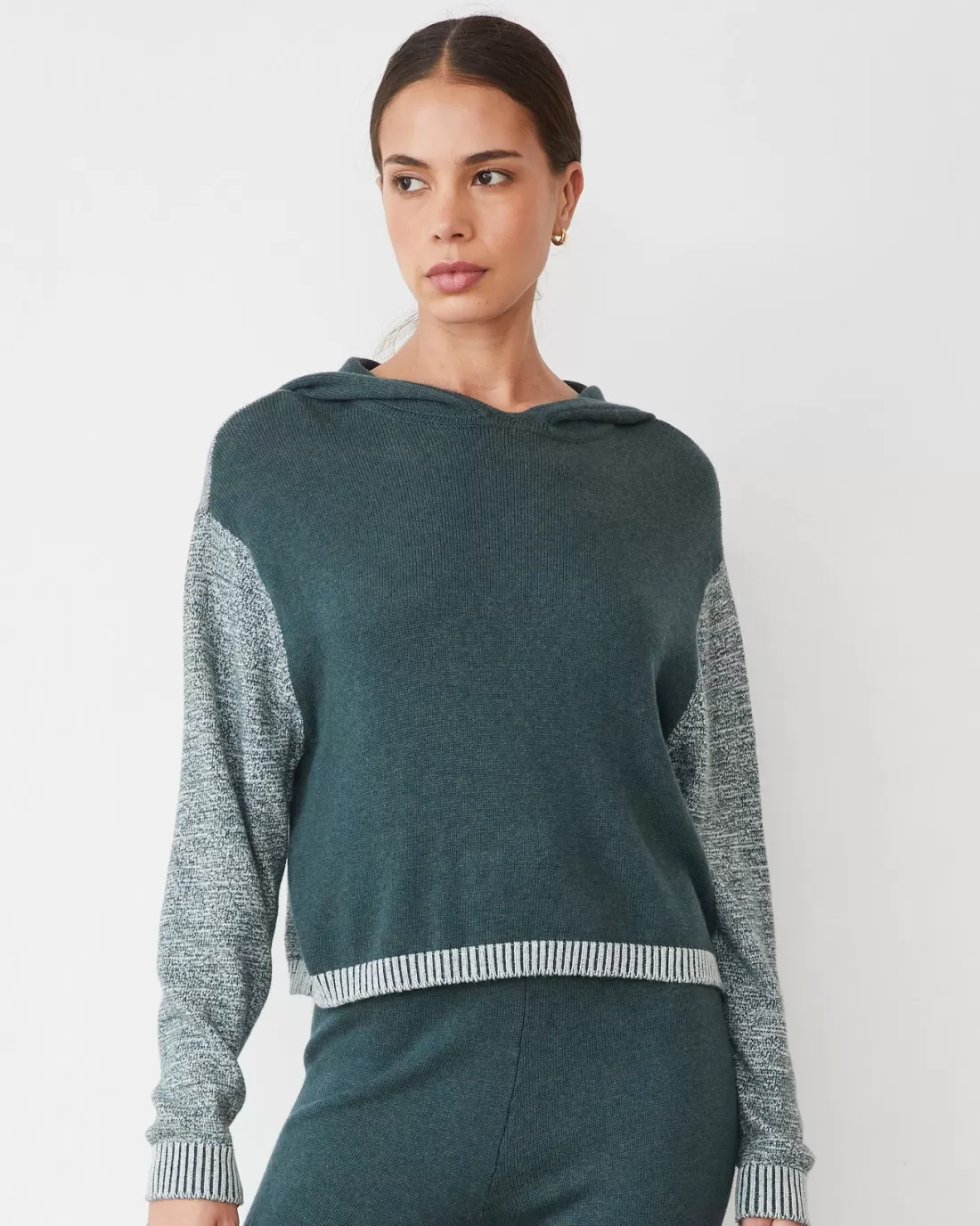MONROW Travel Essentials | Sets*Organic Cotton Cashmere Hooded Sweater SEAMOSS