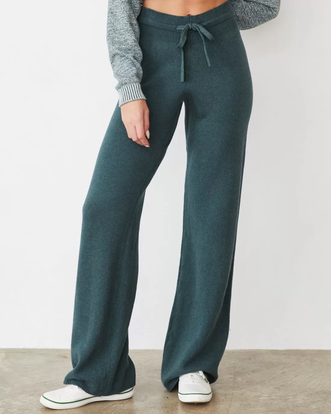 MONROW Travel Essentials | Sets*Organic Cotton Cashmere Relaxed Pant SEAMOSS
