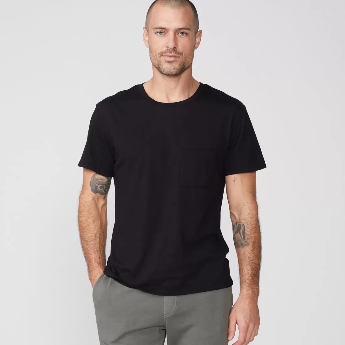 MONROW Men's Tops | Mens Sale*Relaxed Pocket Crew BLACK