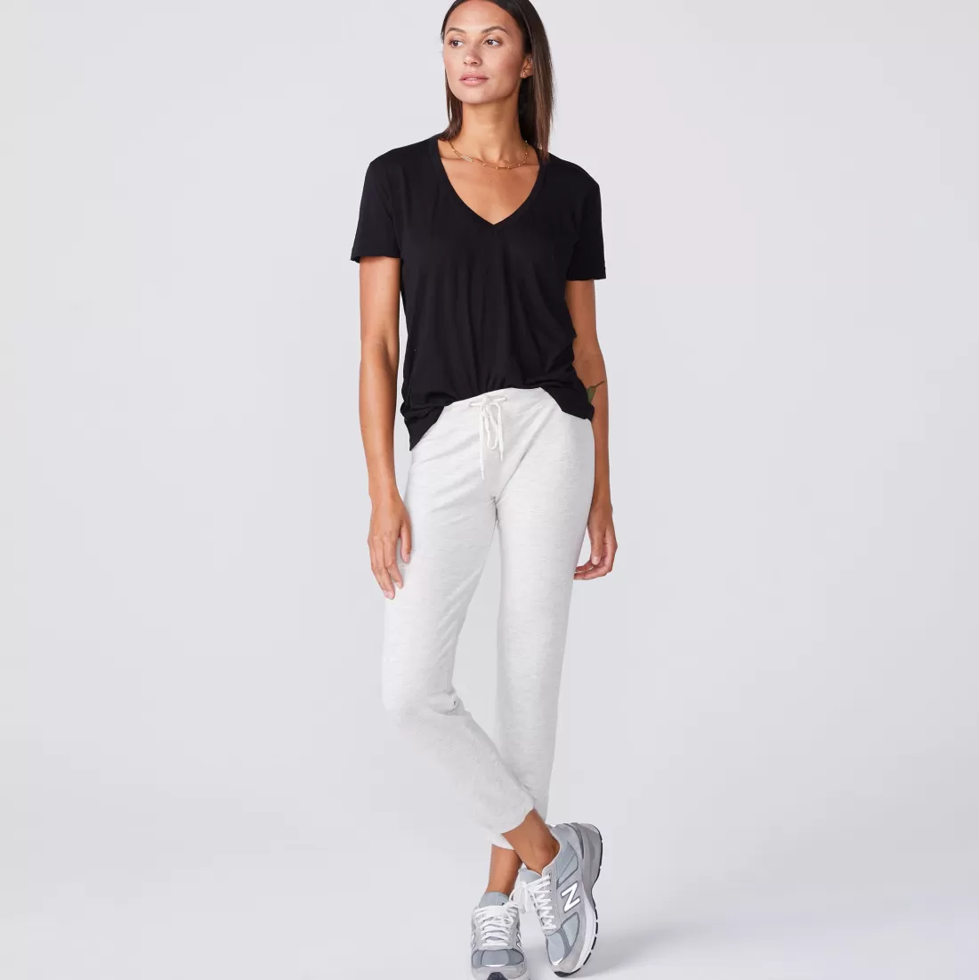 MONROW Tees*Super Fine Jersey Fitted V Neck Tee BLACK